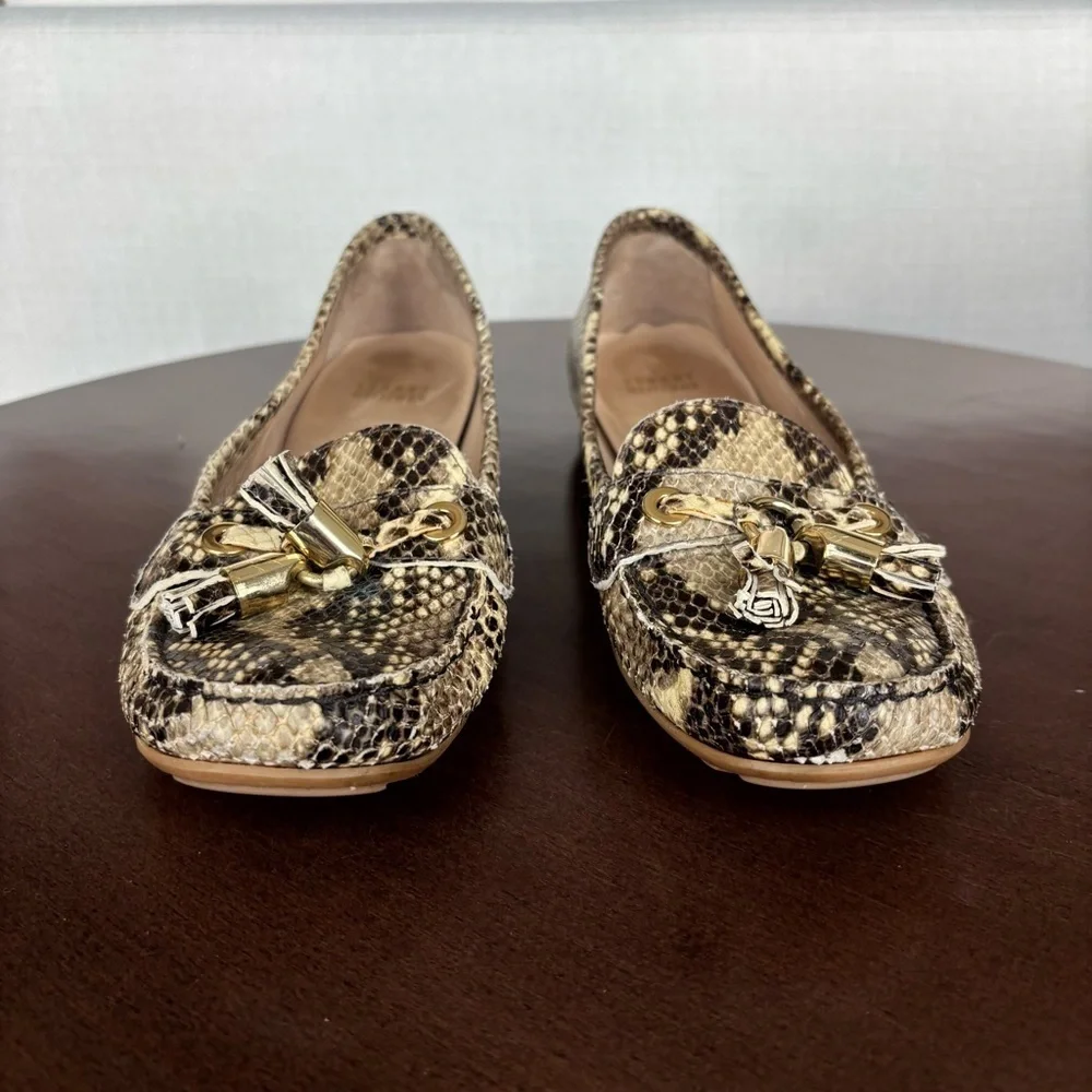 Stuart Weitzman Snakeskin Tassel Loafer, Size 9